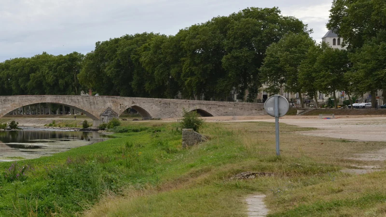 Beaugency — entreprise de nettoyage CLEVOS