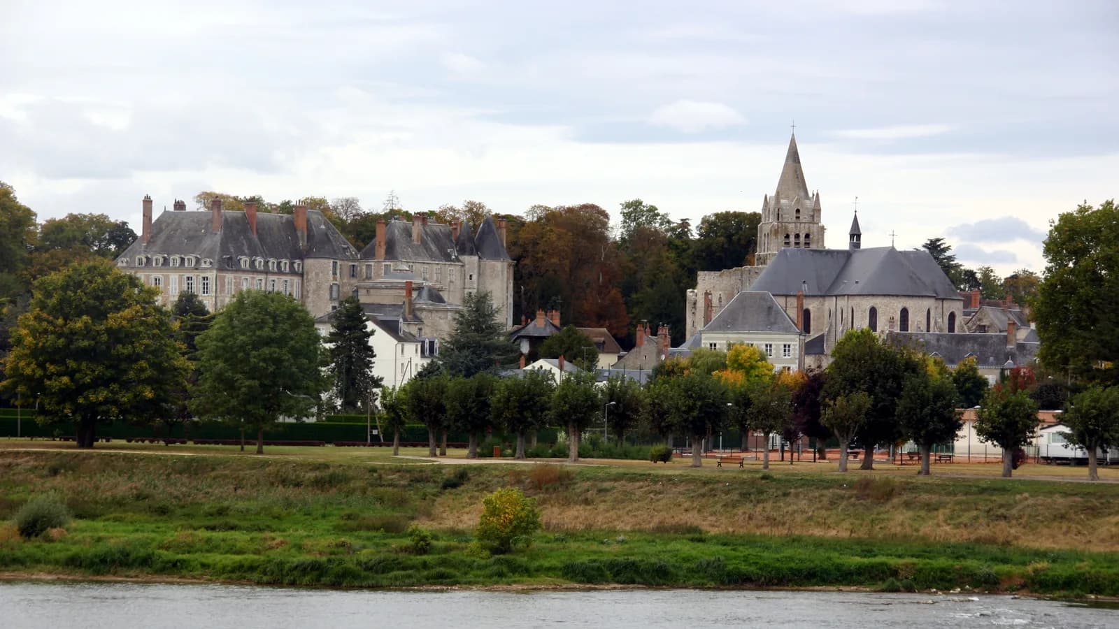 Meung-sur-Loire — entreprise de nettoyage CLEVOS