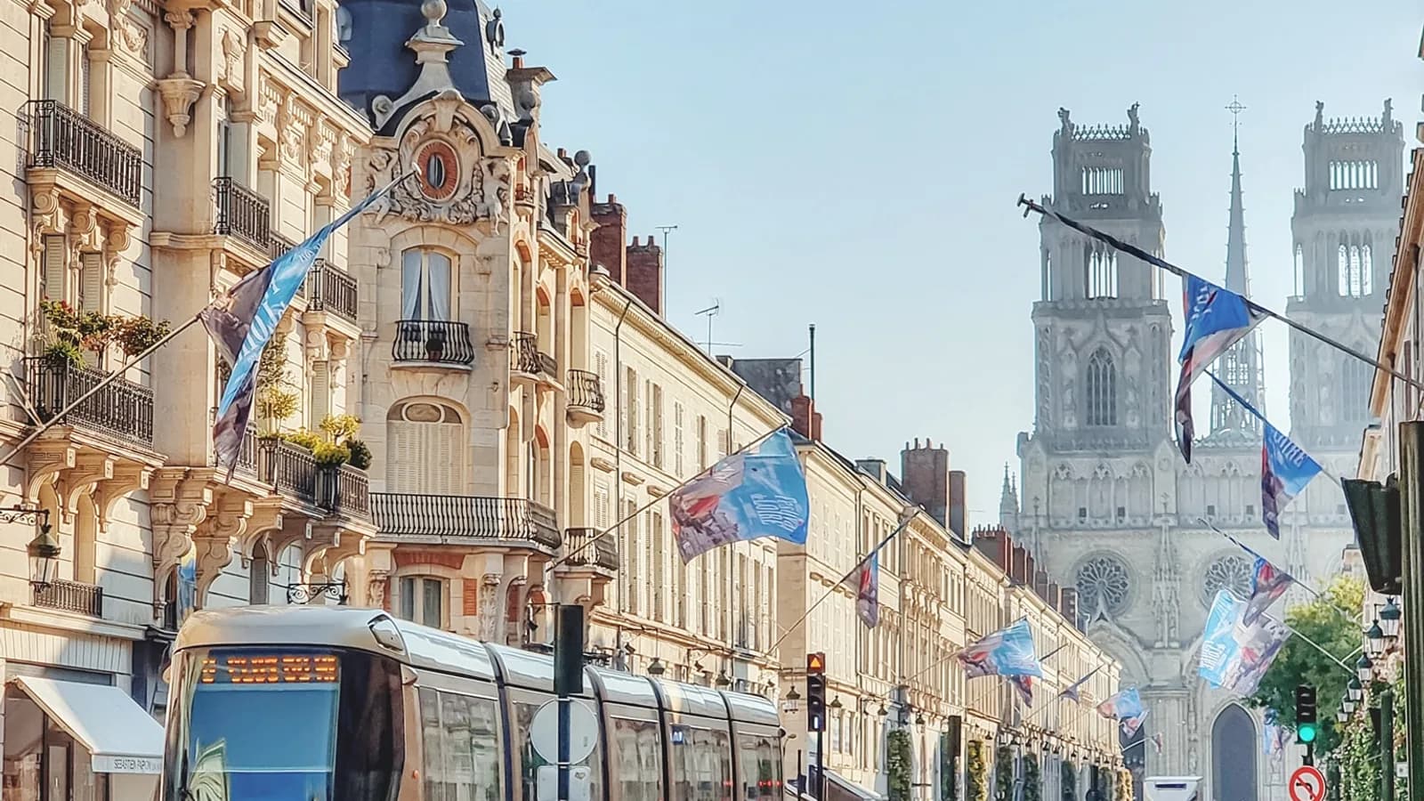 Orléans — entreprise de nettoyage CLEVOS