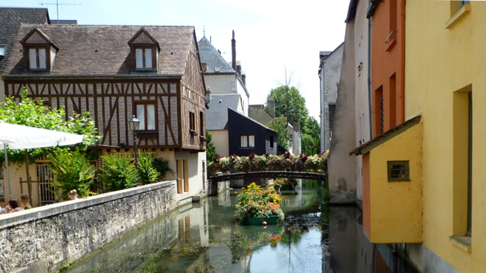 Montargis — entreprise de nettoyage CLEVOS